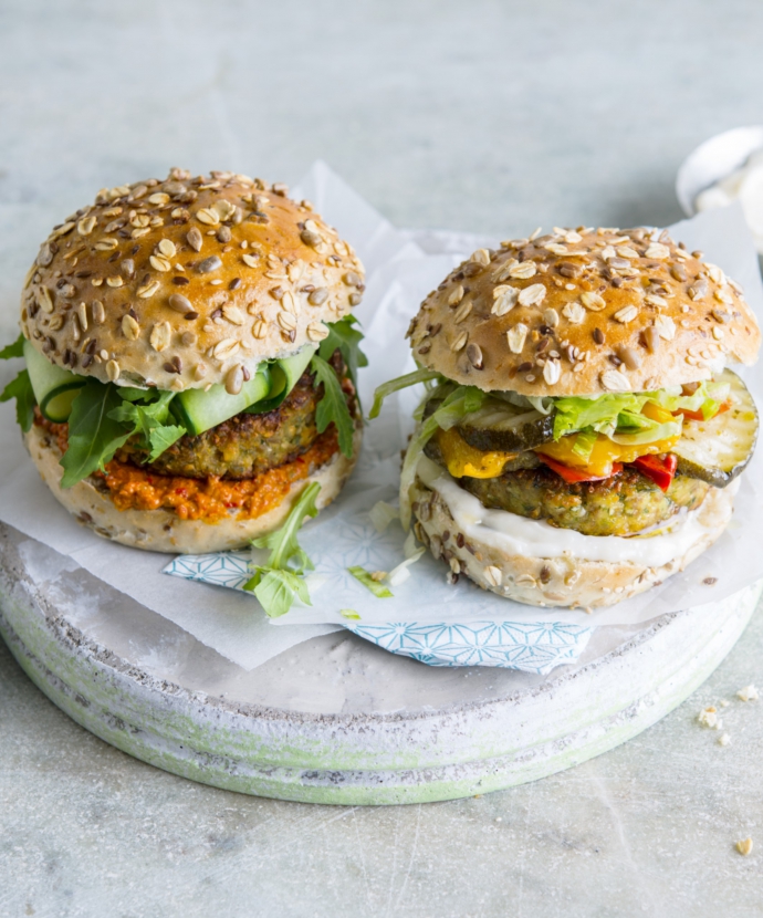veggie burger | groentenburger vegetarisch | ook leuk presenteer het als mini burgers in duo | Cook & Create